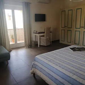 Bed & Breakfast Maison Kaina, Olbia